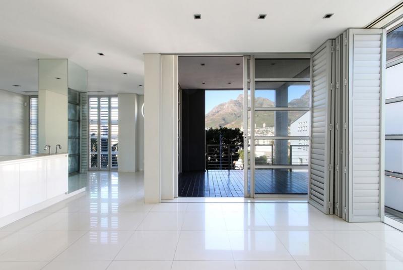To Let 2 Bedroom Property for Rent in Cape Town City Centre Western Cape